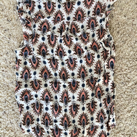 Small Alice Blue Dressy Tank - Picture 4 of 4